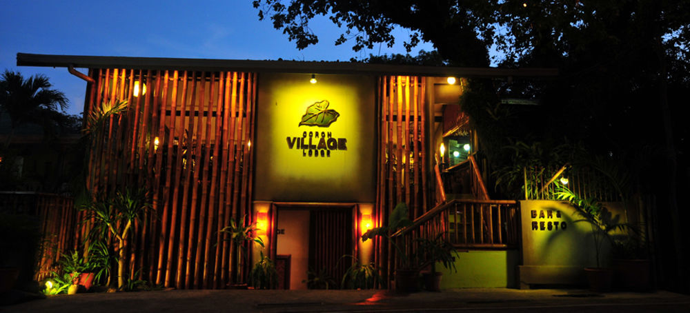 Coron Town Traveller'S Dormitory Exterior photo